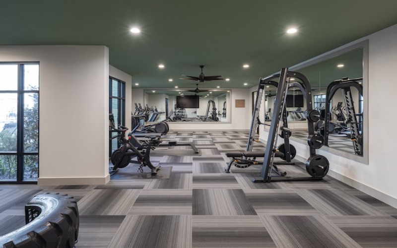 fitness center 